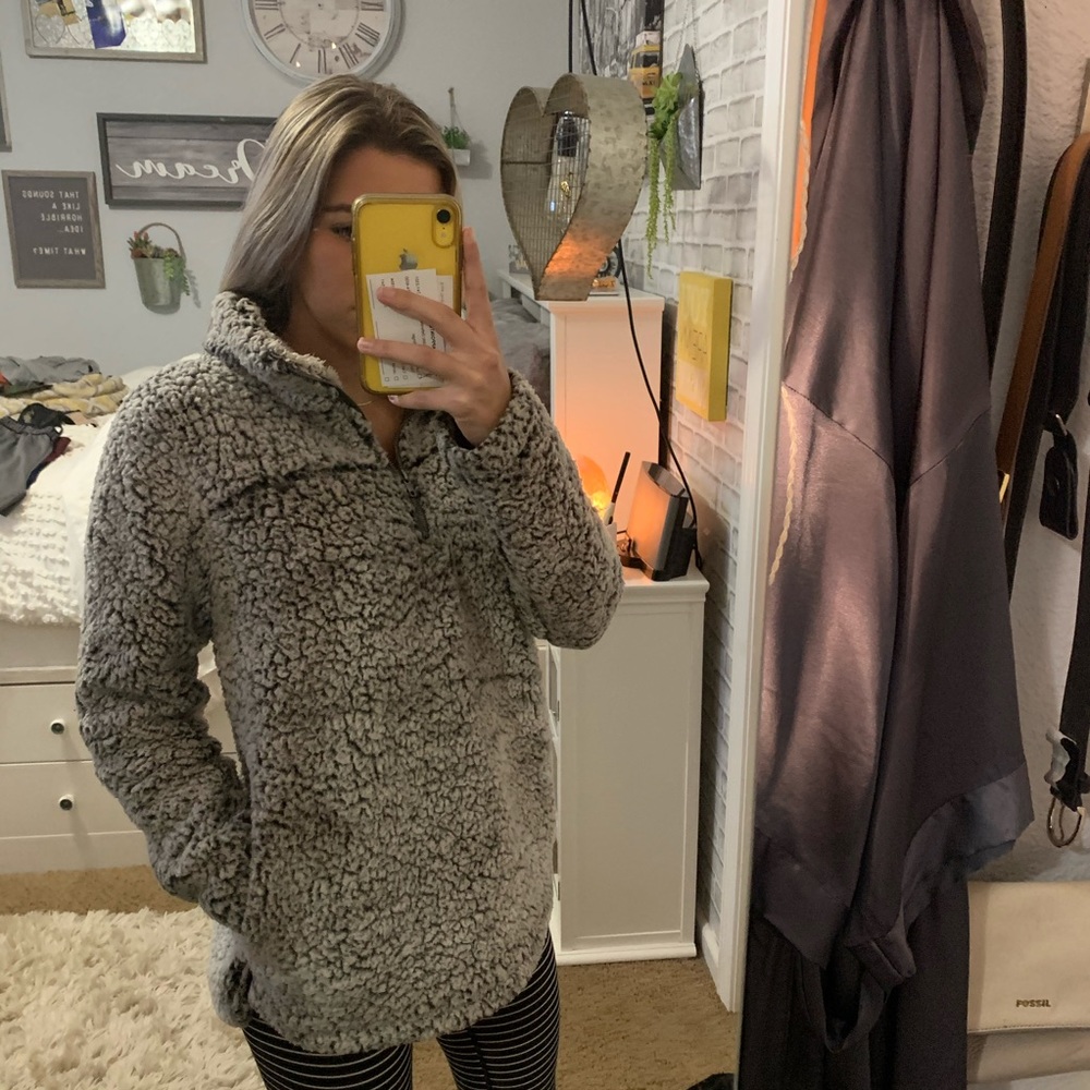 Fuzzy half zip